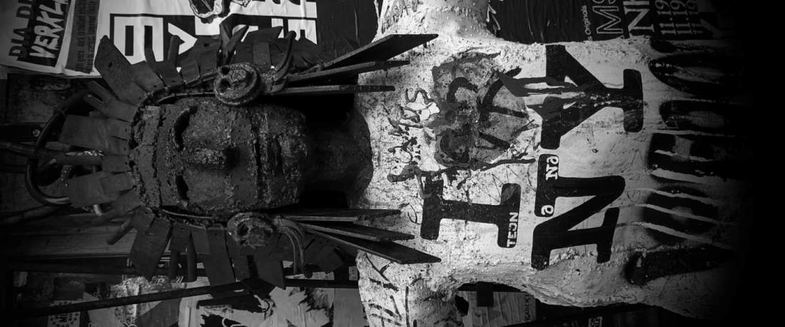 Metallskulptur Indianerhäuptling